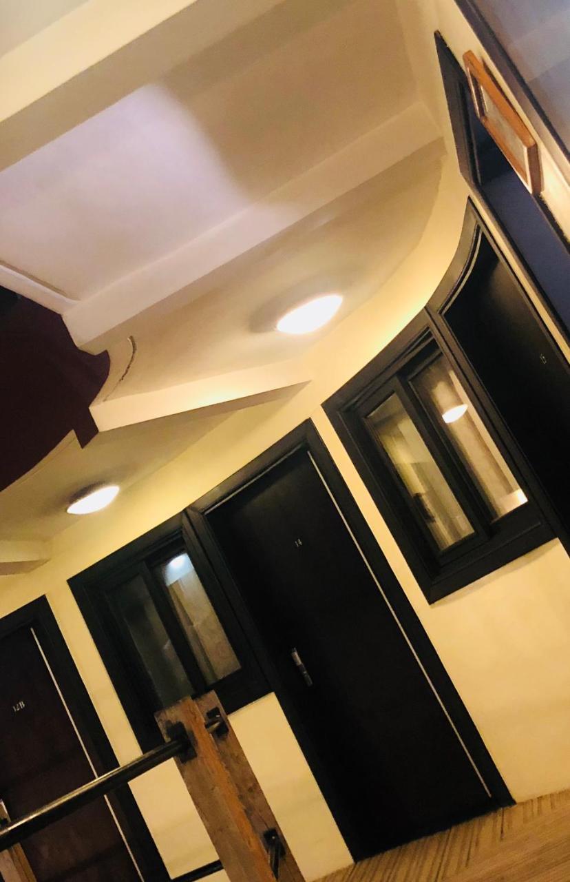 Detente Hotel Abidjan Ngoại thất bức ảnh