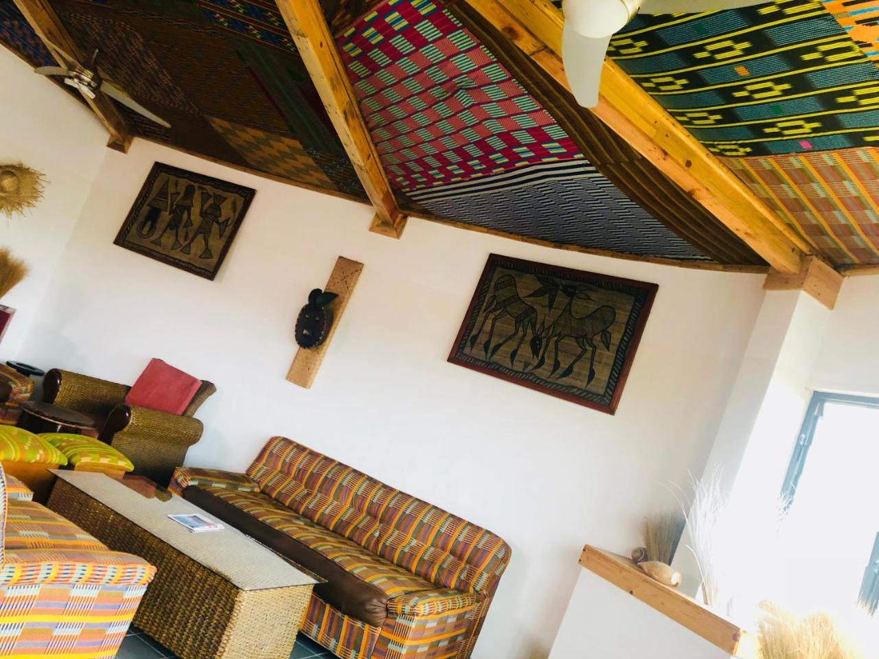 Detente Hotel Abidjan Ngoại thất bức ảnh
