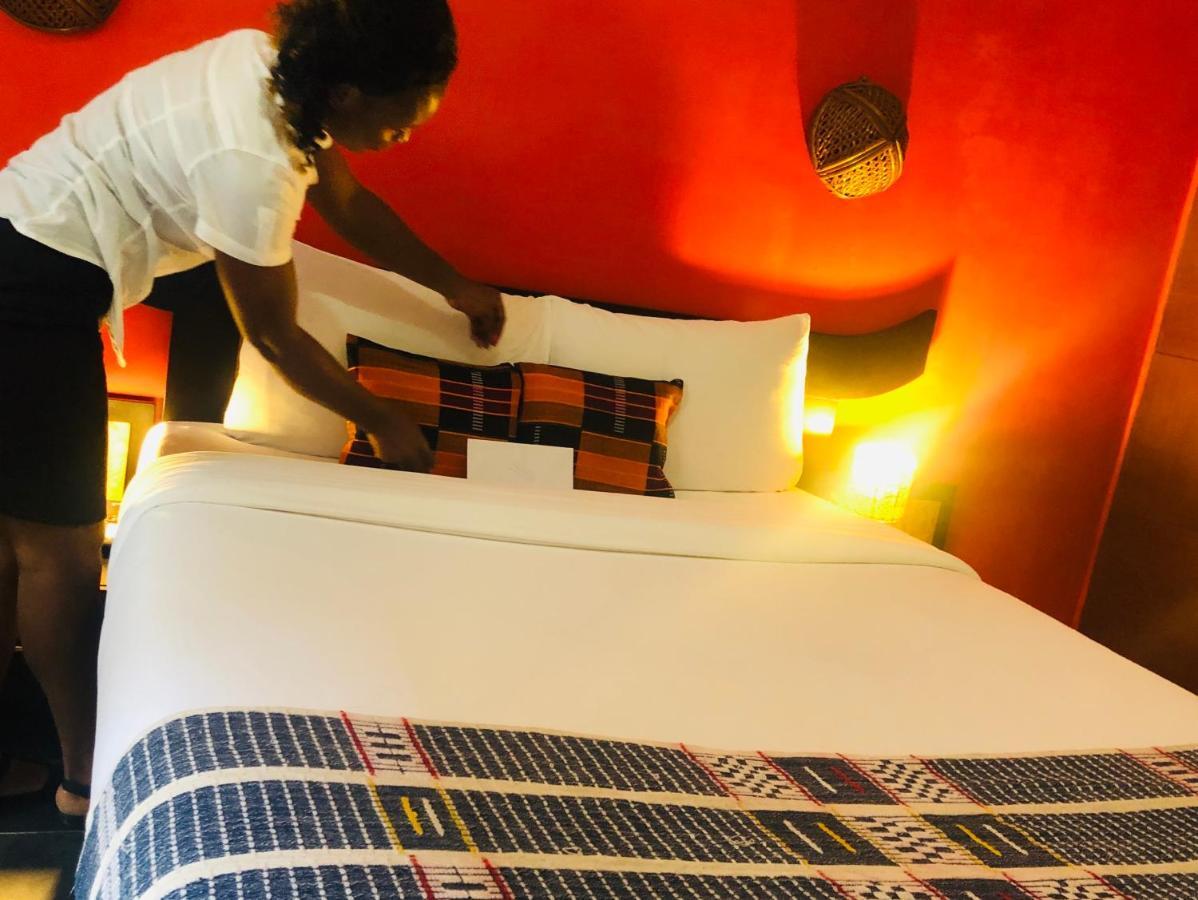 Detente Hotel Abidjan Ngoại thất bức ảnh